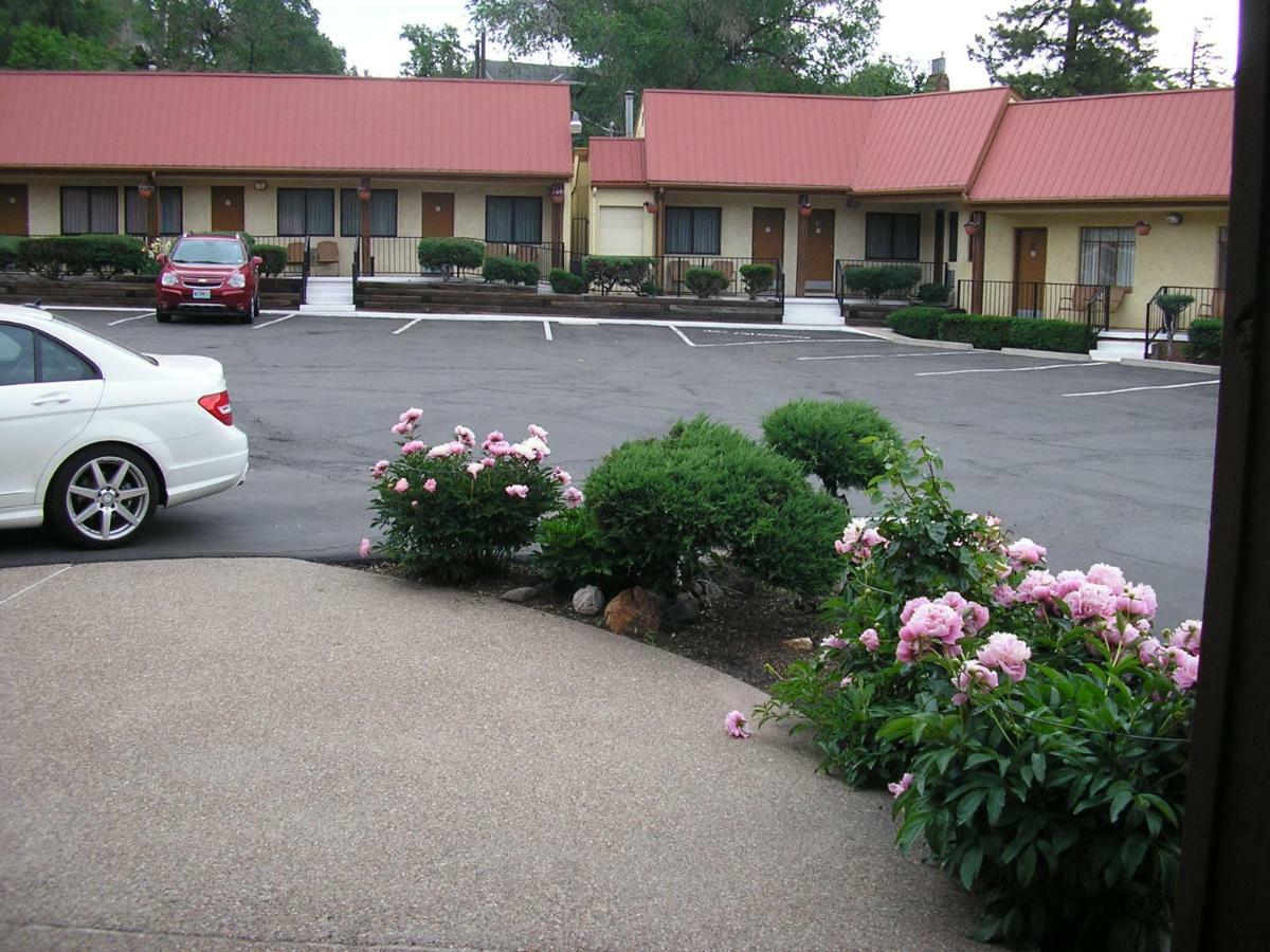 Mecca Motel Colorado Springs Exteriör bild